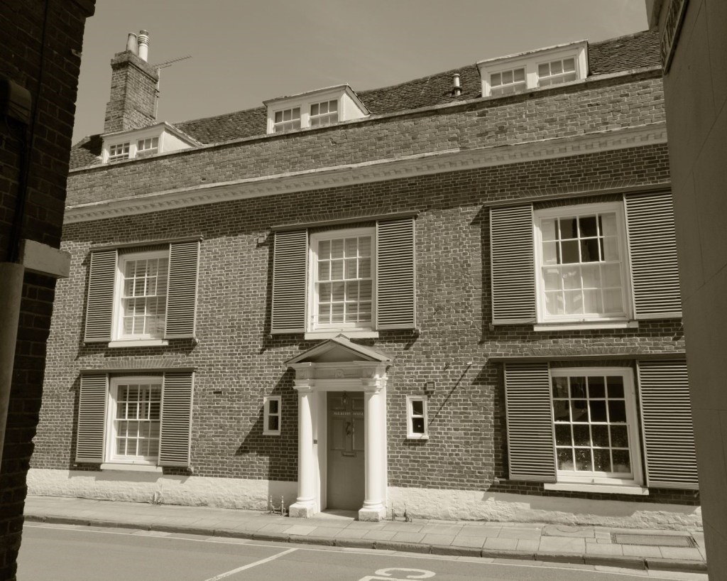 Claunch 72, Monotone&nbsp;Hipstamagic