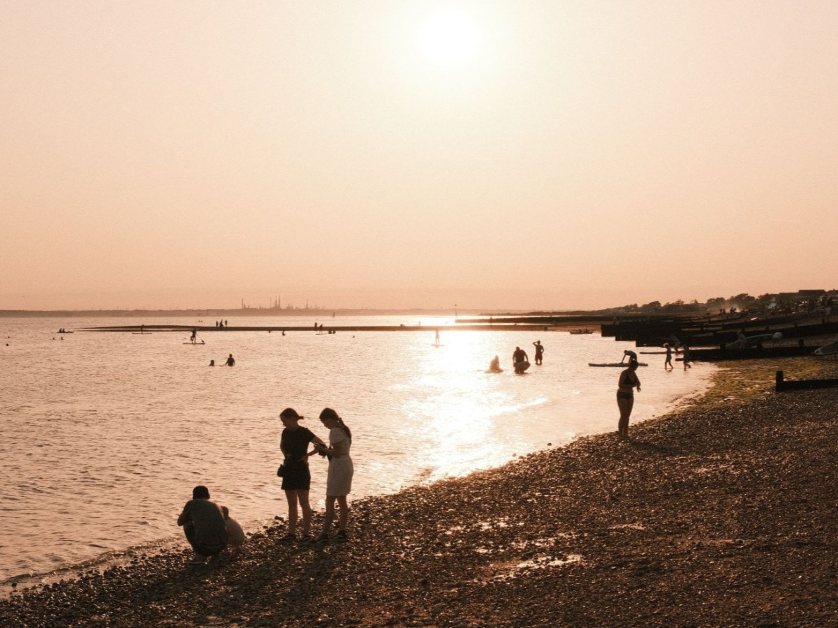 Zinfandel Blush, with Sunset Rosé&nbsp;Tones
