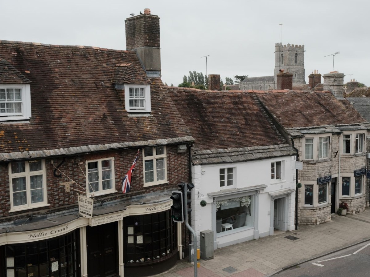 Chromium 44, a Muted Classic&nbsp;Chrome