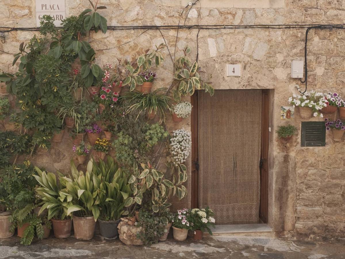 Wigan Pier, Sophisticated Instagram&nbsp;Tones